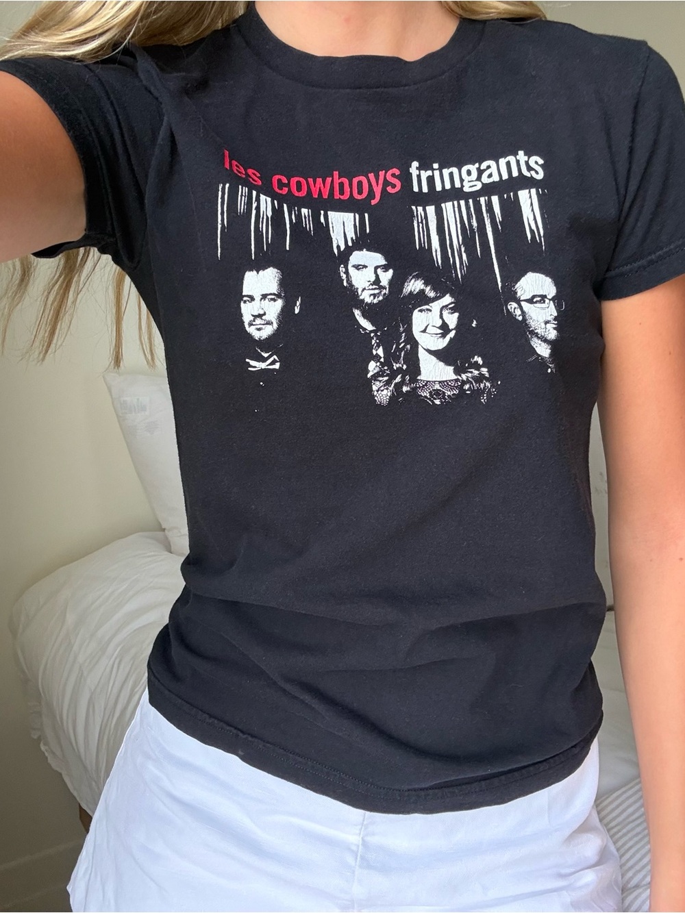 Les cowboys fringants vintage Black Graphic Band baby Tee with White & Red Print